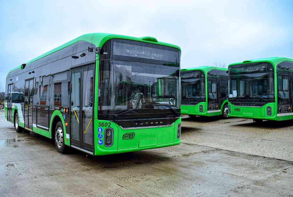 22辆宇通无轨电车亮相罗马尼亚！(图2)